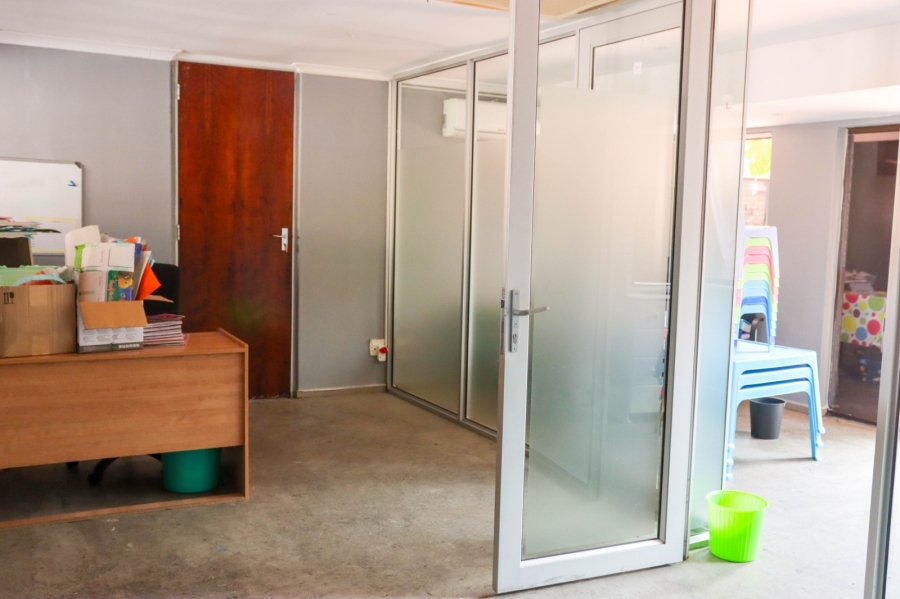 Commercial Property for Sale in Parow Western Cape